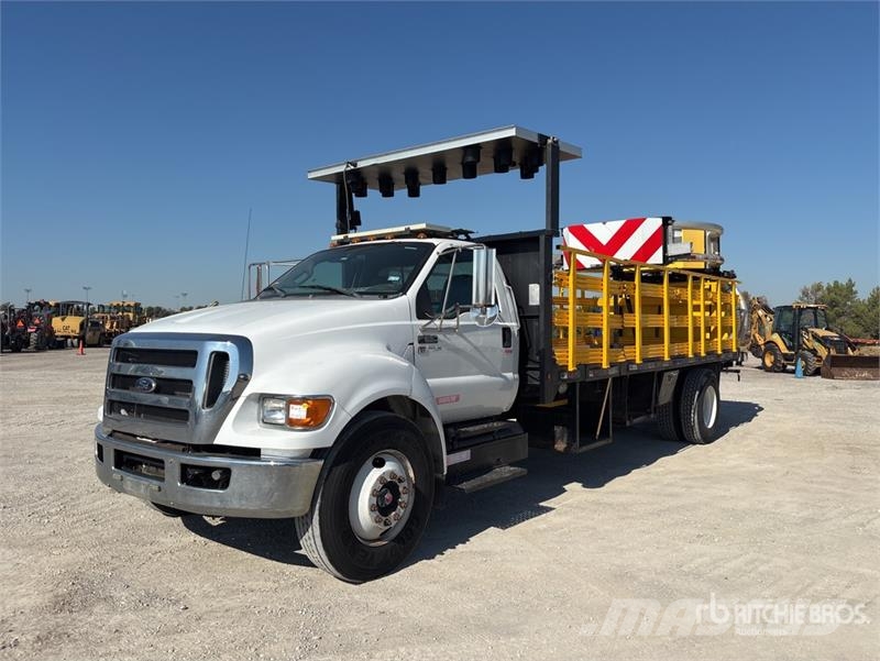 Ford F-650 Camions et véhicules municipaux