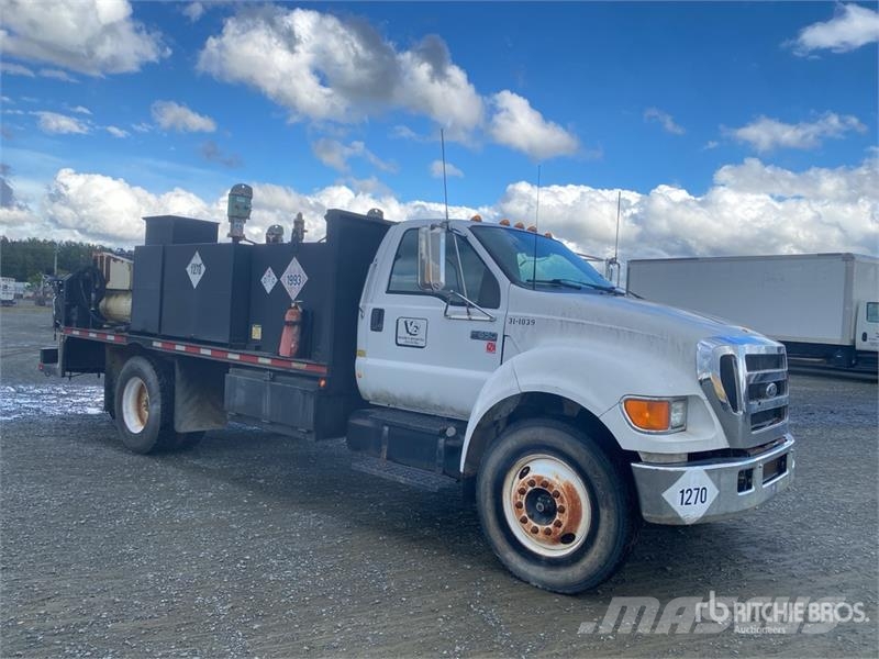 Ford F-650 Tankwagen