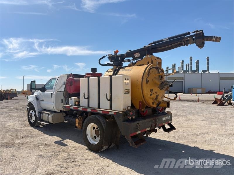 Ford F-650 Combi / vacuum trucks