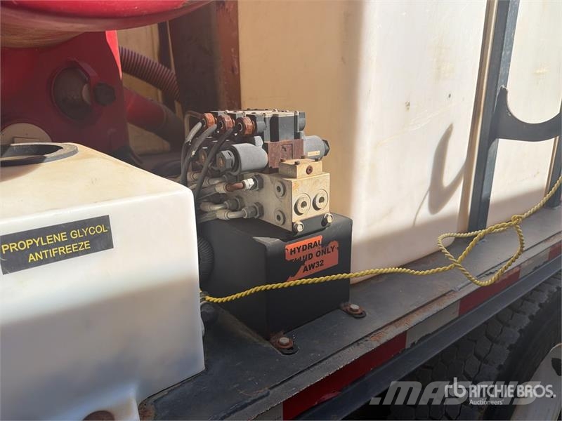 Ford F-650 Combi / vacuum trucks