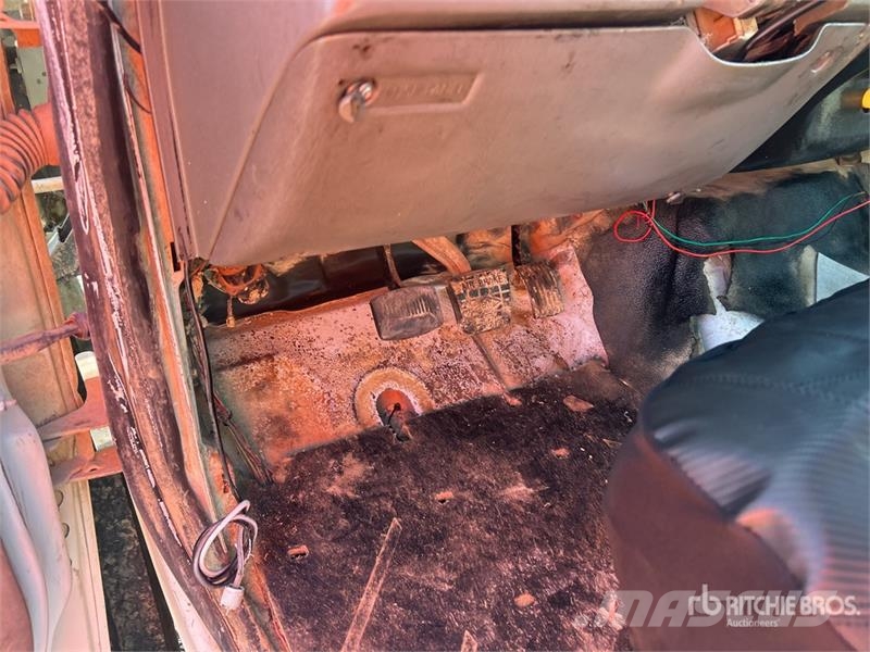 Ford F-650 4x2 Cab and Chassis Cabine si interior