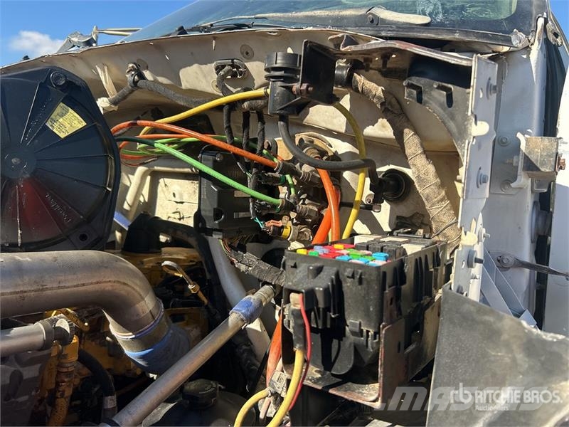 Ford F-650 4x2 Cab and Chassis Cabine si interior