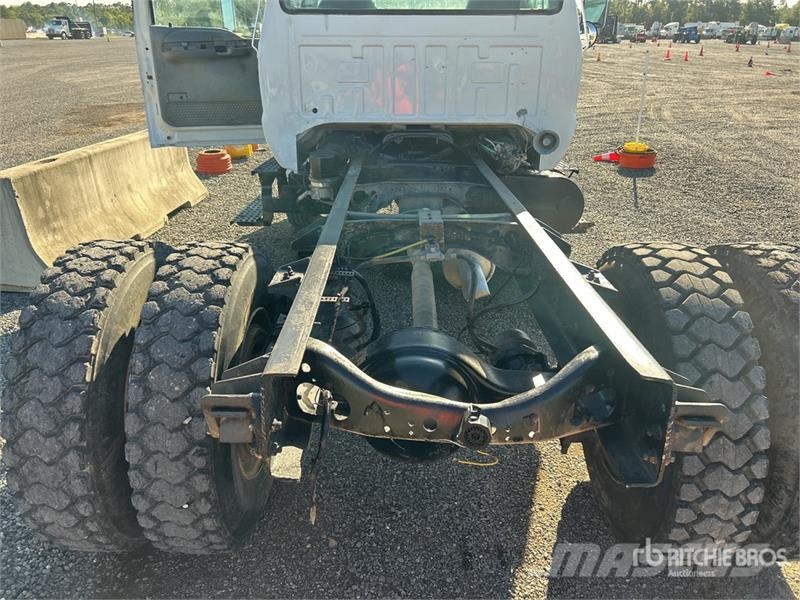 Ford F-650 4x2 Cab and Chassis Cabine si interior