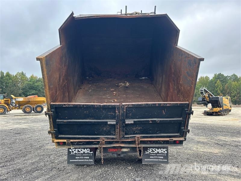 Ford F-650 4x2 Crew Cab Chipper Truck 碎木车