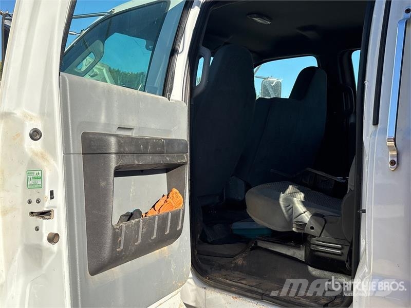 Ford F-650 4x2 Crew Cab S/A Dump Truck Kiper tovornjaki