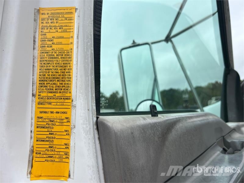 Ford F-650 4x2 Crew Cab Chipper Truck 碎木车