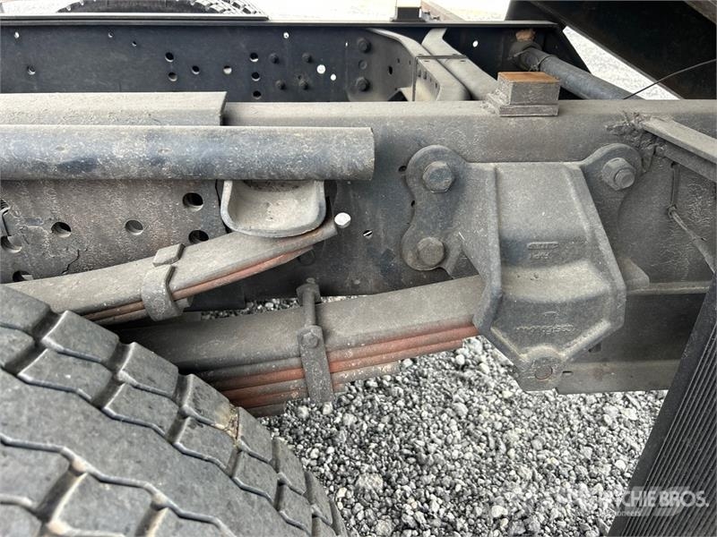 Ford F-650 4x2 Crew Cab Chipper Truck 碎木车