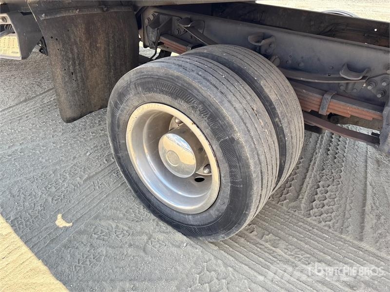 Ford F-650 4x2 Extended Cab Rollback Truck Грузовые эвакуаторы