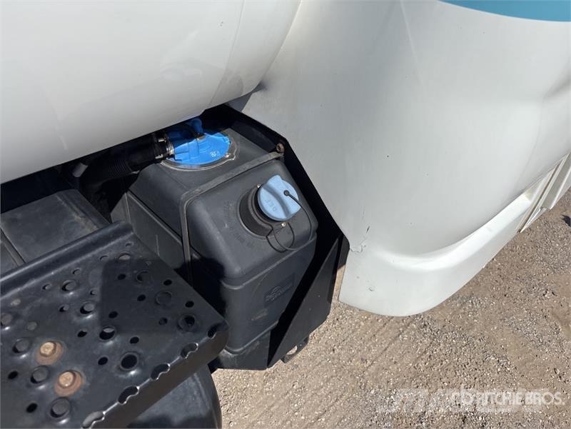Ford F-650 4x2 Mini Bus 迷你巴士