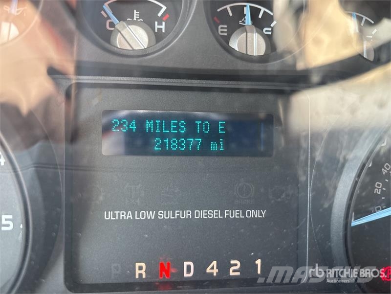 Ford F-650 4x2 Mini Bus 迷你巴士