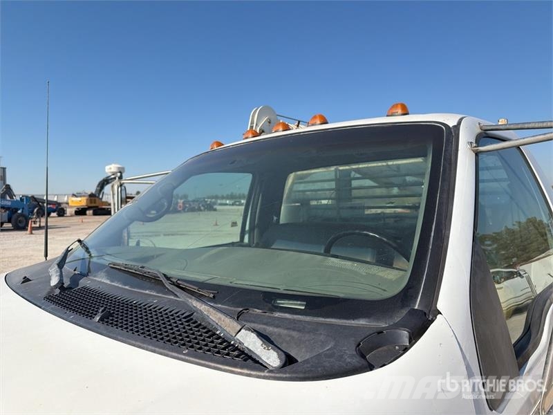 Ford F-650 4x2 Service Truck Veículos municipais / de uso geral