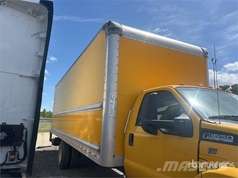 Ford F-650 4x2 Van Truck (Inoperable) Tovornjaki zabojniki