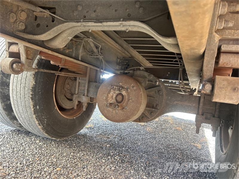 Ford F-650 4x2 Van Truck (Inoperable) Tovornjaki zabojniki