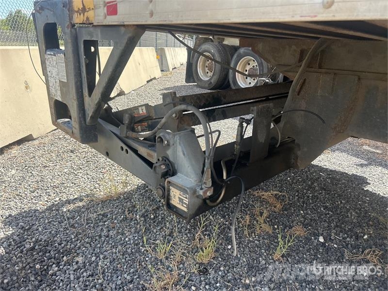 Ford F-650 4x2 Van Truck (Inoperable) Tovornjaki zabojniki