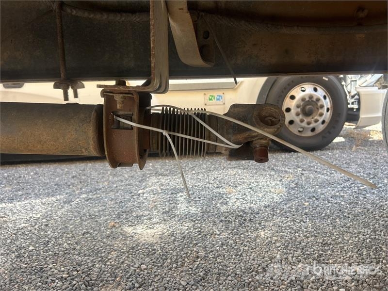 Ford F-650 4x2 Van Truck (Inoperable) Tovornjaki zabojniki
