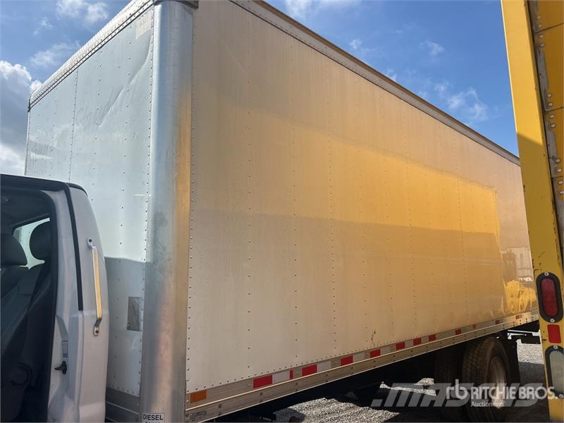 Ford F-650 4x2 Van Truck (Inoperable) Furgons