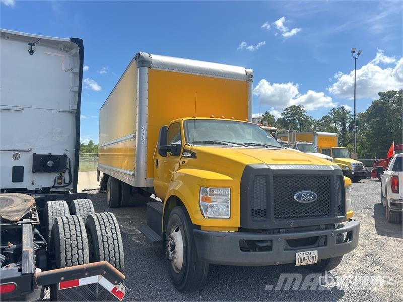 Ford F-650 4x2 Van Truck (Inoperable) Tovornjaki zabojniki
