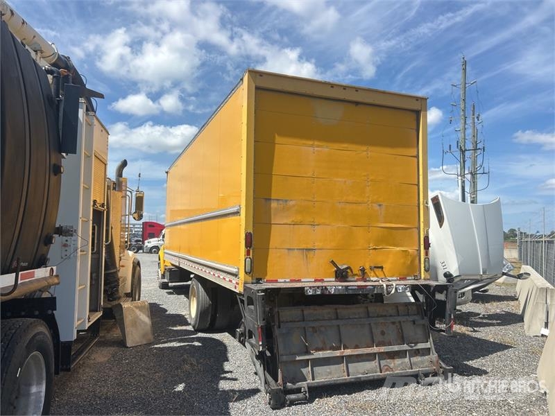Ford F-650 4x2 Van Truck (Inoperable) Tovornjaki zabojniki