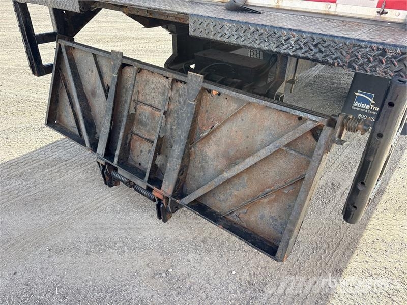 Ford F-650 Van Truck Furgons