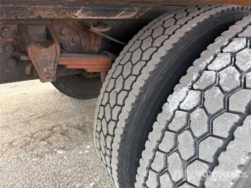 Ford F-650 Van Truck Furgons
