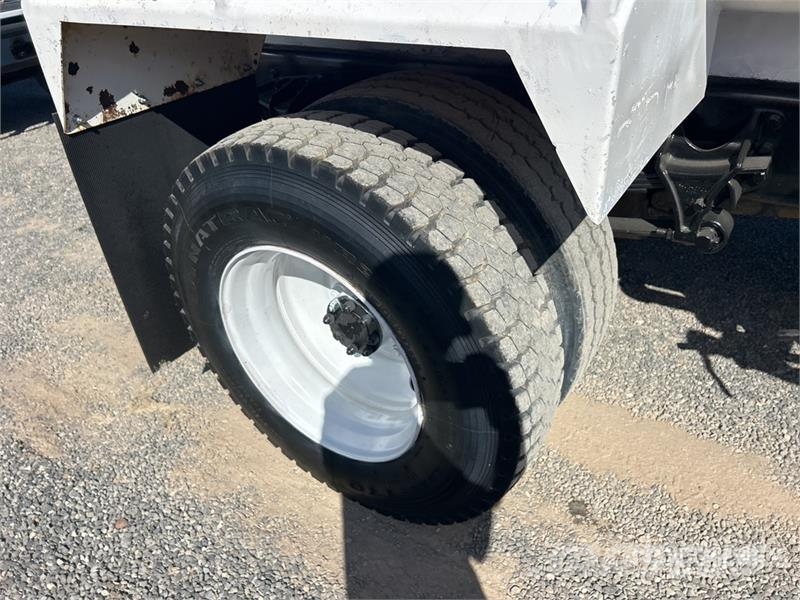 Ford F-650 XL 2000 gal 4x2 Water Truck Vandens sunkvežimiai