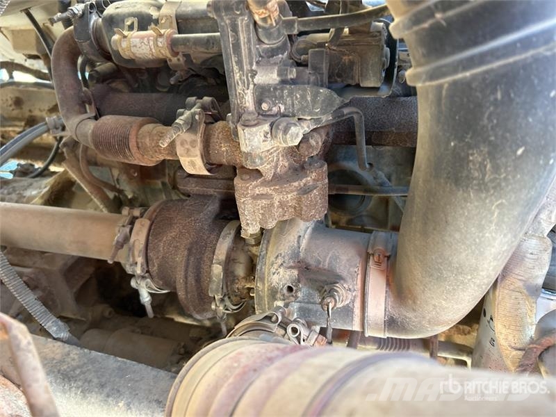 Ford F-650 XL 2000 gal 4x2 Water Truck 급수차