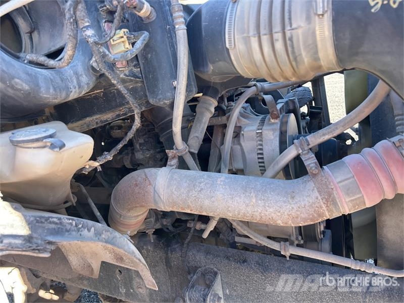 Ford F-650 XL 2000 gal 4x2 Water Truck 급수차