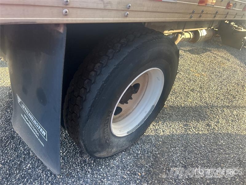 Ford F-650 XLT 4x2 Van Truck Camion Fourgon