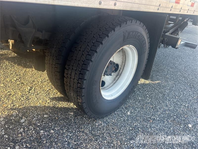 Ford F-650 XLT 4x2 Van Truck Camion Fourgon