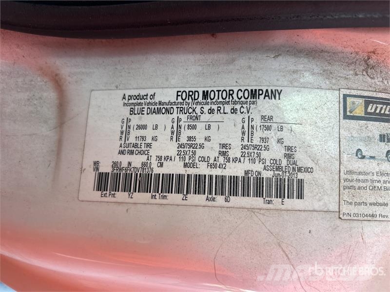 Ford F-650 XLT 4x2 Van Truck Camion Fourgon
