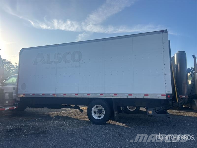 Ford F-650 XLT 4x2 Van Truck Camion Fourgon