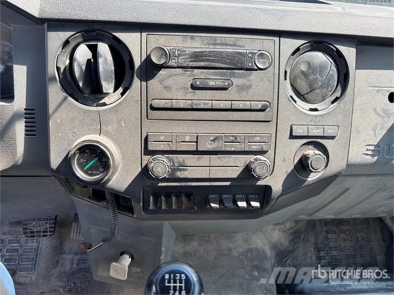 Ford F-750 Camiones cisterna