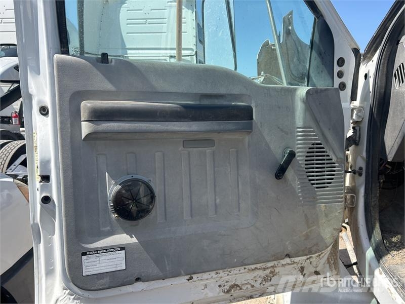 Ford F-750 Ūdens mašīnas