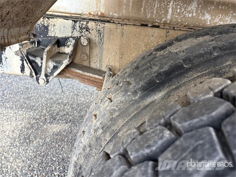 Ford F-750 Ūdens mašīnas