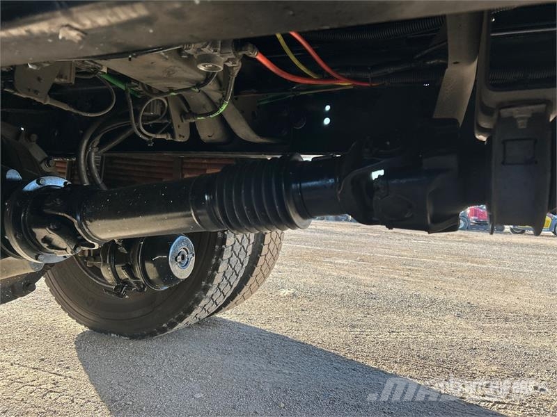 Ford F-750 Kravas automašinas konteineru vedeji