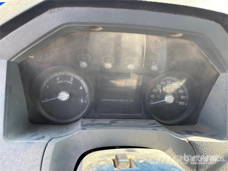 Ford F-750 Camiones cisterna