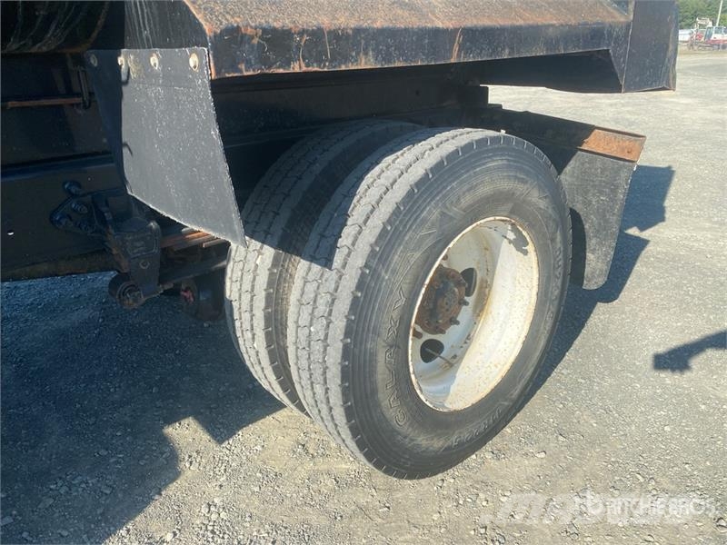 Ford F-750 Sklápěče