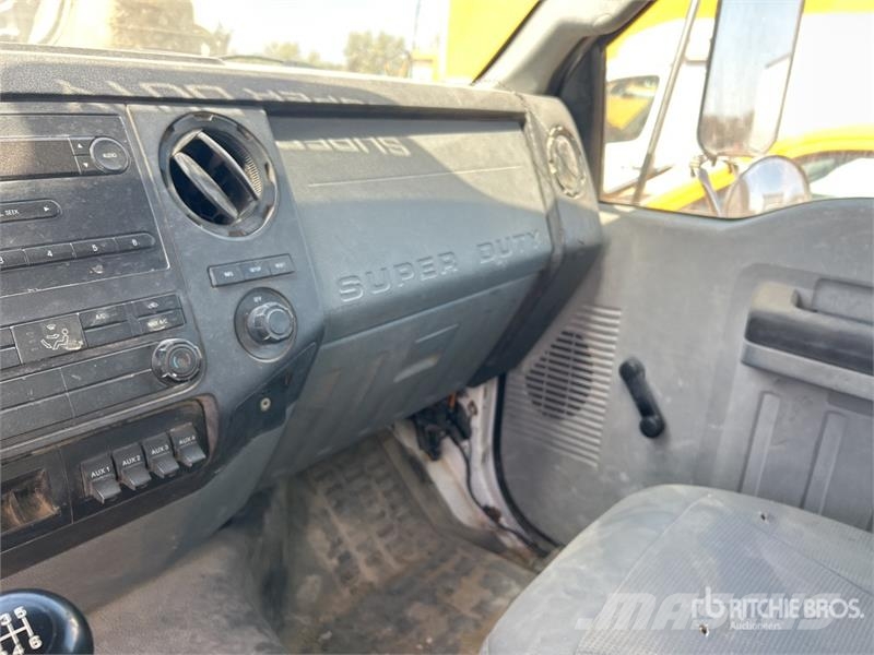 Ford F-750 Ūdens mašīnas