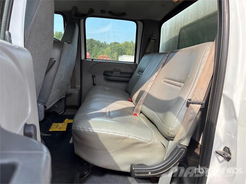 Ford F-750 Pick up/Fiancata ribaltabile