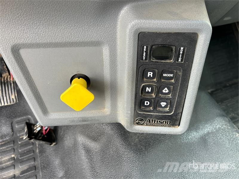 Ford F-750 Kabine i unutrašnjost