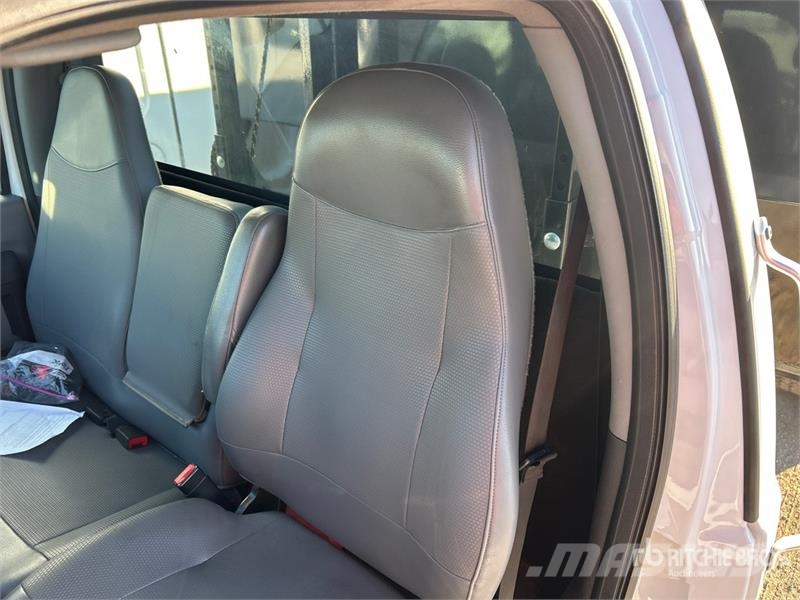 Ford F-750 Kravas automašinas konteineru vedeji