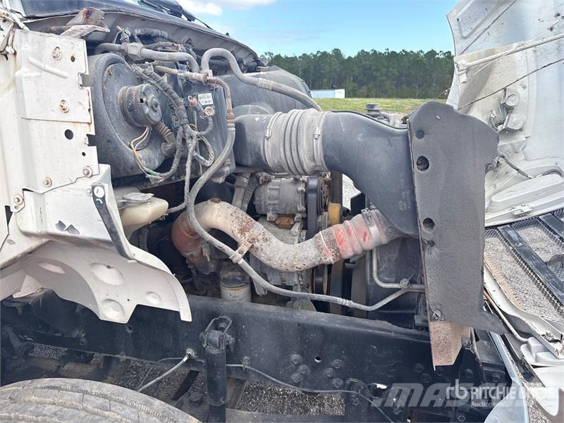 Ford F-750 Camiones cisterna