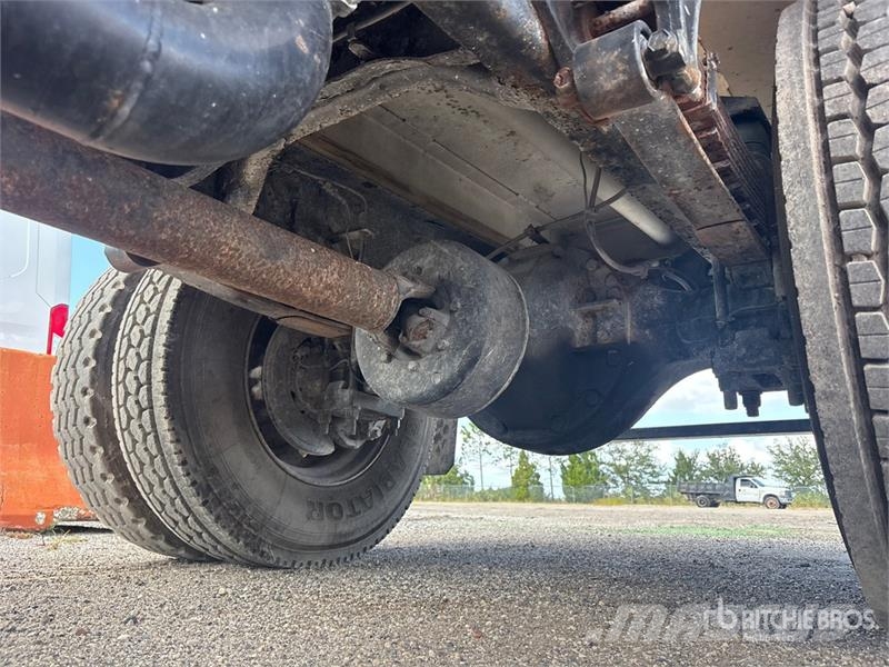 Ford F-750 Camiones cisterna