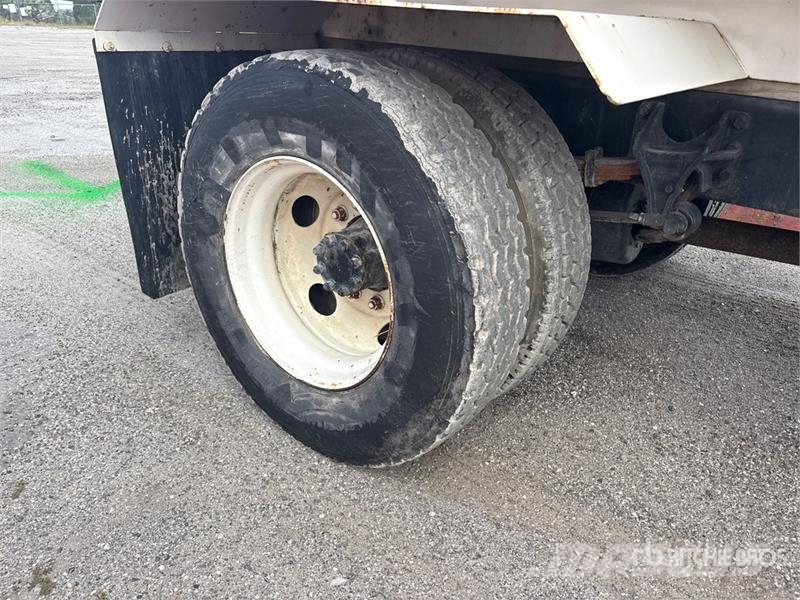 Ford F-750 Camiones cisterna