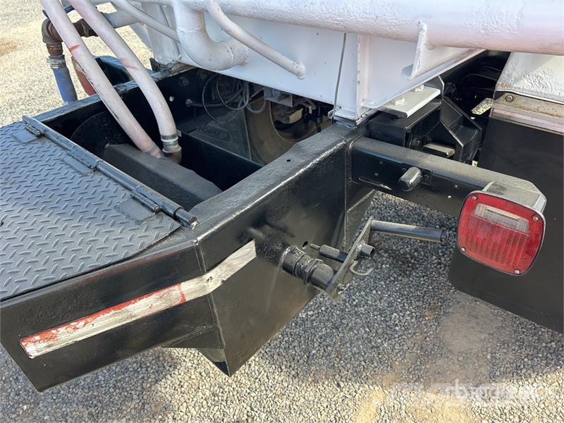 Ford F-750 Vandens sunkvežimiai