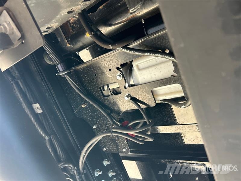 Ford F-750 Kravas automašinas konteineru vedeji