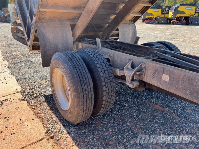 Ford F-750 Tippbilar