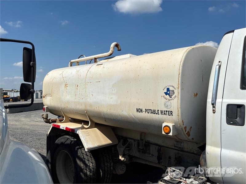 Ford F-750 Camiones cisterna