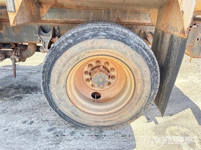 Ford F-750 Tovornjaki za vodo