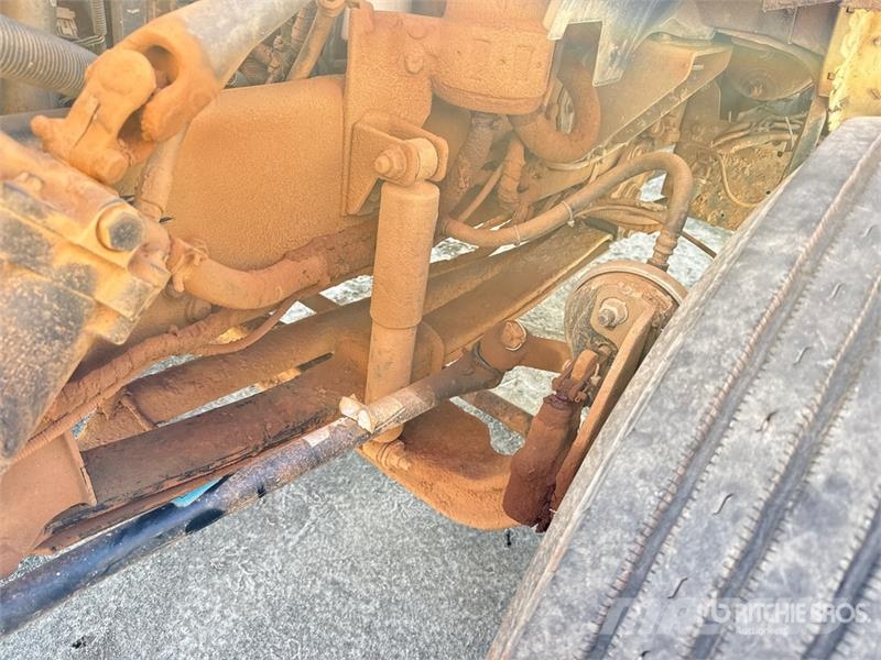 Ford F-750 Tovornjaki za vodo
